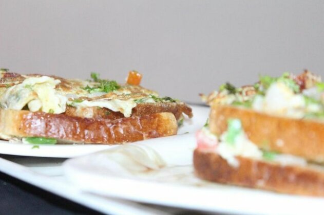 CrossRoads Inn Agra - Photo5