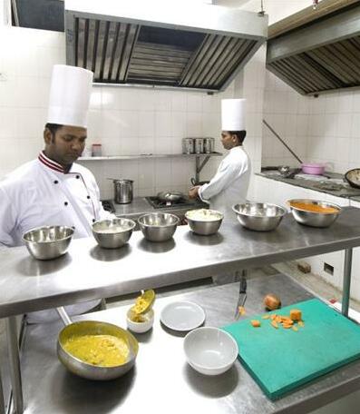 Crystal Inn Agra - Photo4