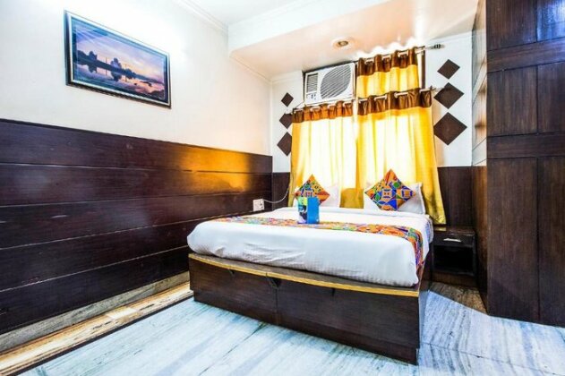 FabHotel Alpine Tajganj - Photo5