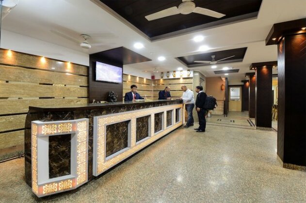 Hotel Ashish Palace - Photo2