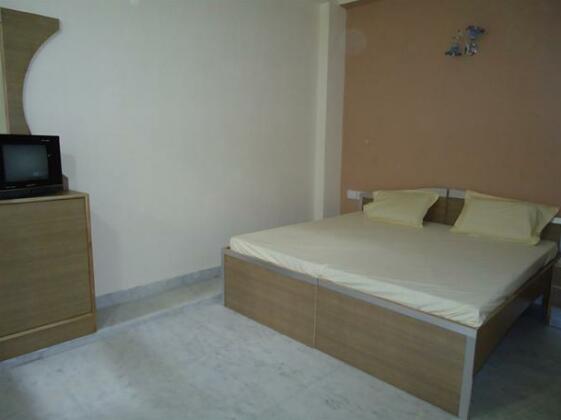 Hotel Basil Inn - Photo3