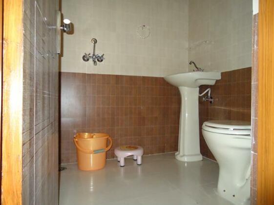 Hotel Basil Inn - Photo4
