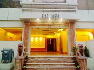 Hotel Kumar Grand Casa - Photo2
