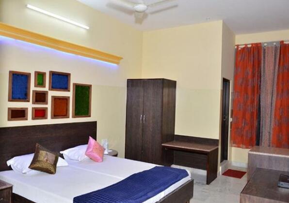 Hotel Prashant Palace - Photo4