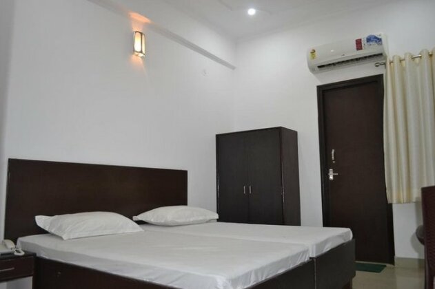 Hotel Rajni Guest House - Photo5