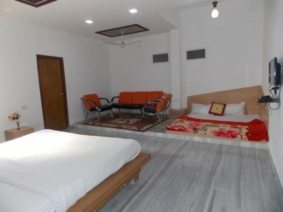 Hotel Vindhy Residency - Photo2