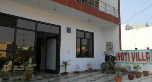 Jyoti Villa Homestay