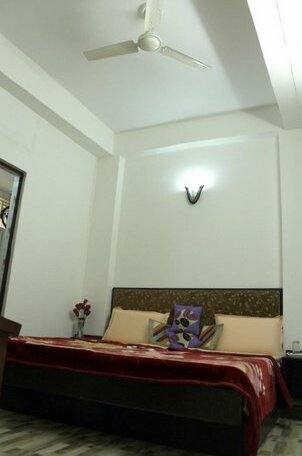 Max Guest House - Photo2