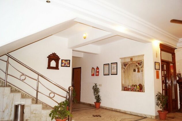 Optimum Sheela Inn @ Taj - Photo3