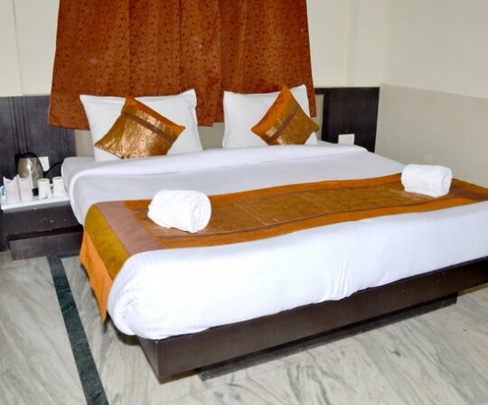 Optimum Sheela Inn @ Taj - Photo5