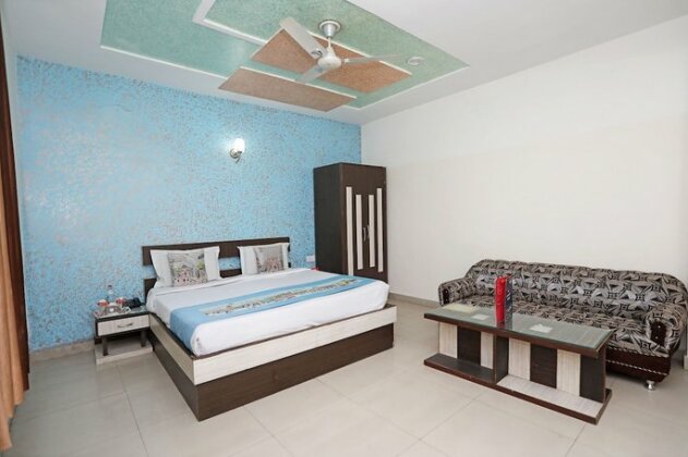 OYO 11005 Hotel Shanti Palace - Photo2