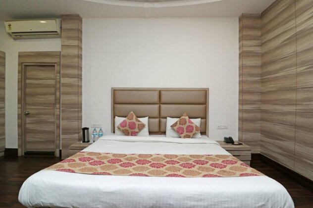 Oyo 11646 Hotel Prema Palace Agra