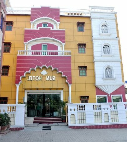 OYO 1835 Sun Hotel Agra