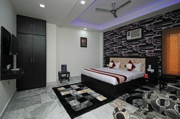 Riga Home Stay Agra - Photo4