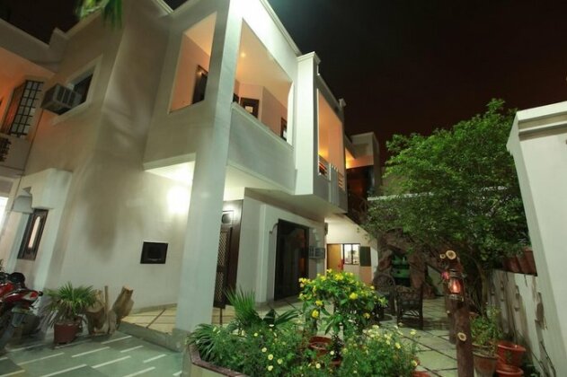 Sai Home Stay Bed & Breakfast