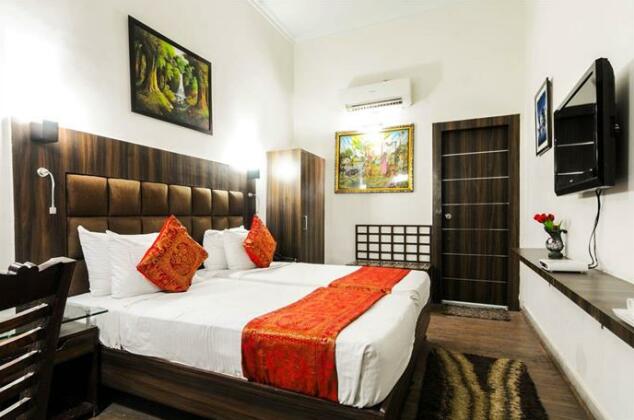 Zo Rooms VIP Road Kalakriti - Photo5