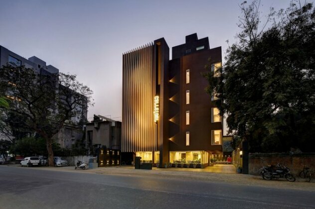 Hotel Carrefour Ahmedabad