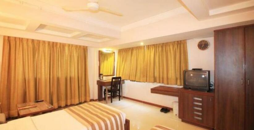 Hotel Eden Ahmedabad - Photo5