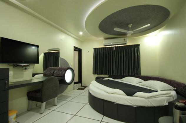 Hotel Volga Ahmedabad - Photo4