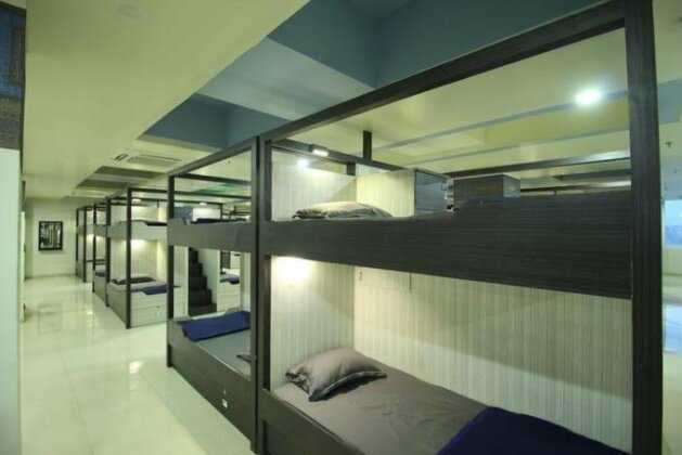 In & Out Dormitory - Photo4