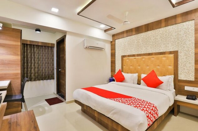 OYO 24950 Hotel Shree Balaji Residency - Photo5