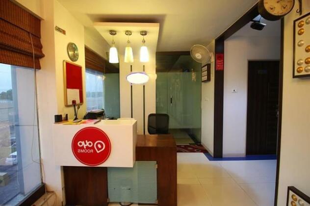 OYO Rooms ISKCON SG Highway - Photo3