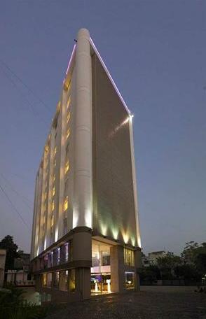 Starottel Ahmedabad - Photo3
