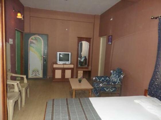 Hotel Pooja Palace - Photo2