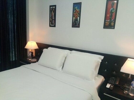 J I T Hotel - Photo3