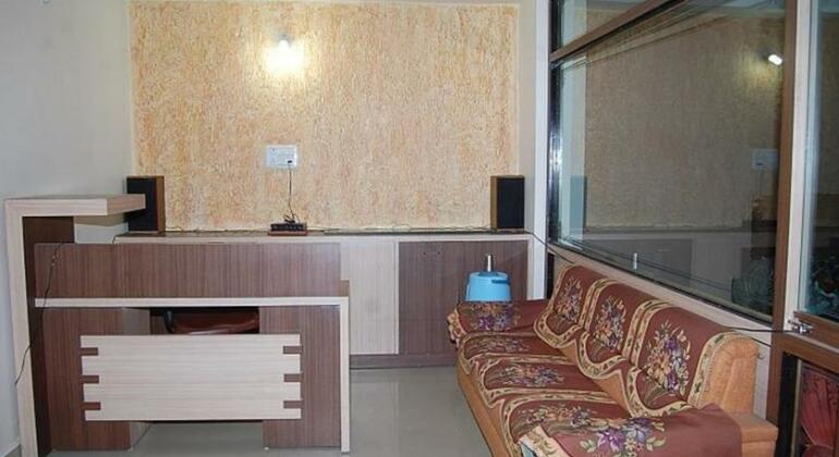 Hotel Karni Niwaas - Photo2