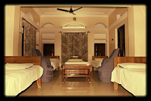 Natraj Guest House - Photo2