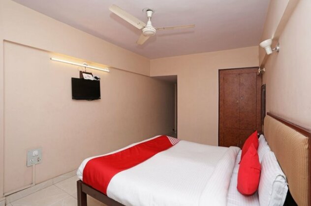 OYO 9713 Hotel Regency - Photo4