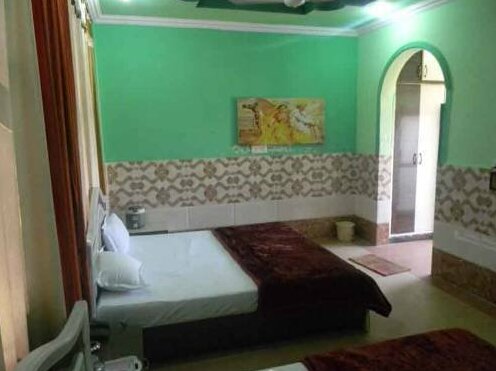 The Royal Paradise Resort and Salt Yard - Photo4