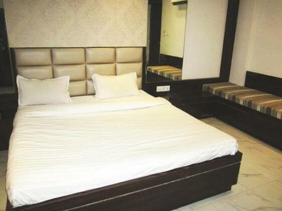 Vista Rooms At Diggi Bazaar - Photo3