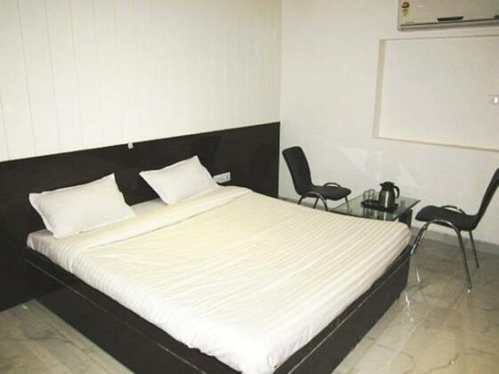 Vista Rooms At Diggi Bazaar - Photo4