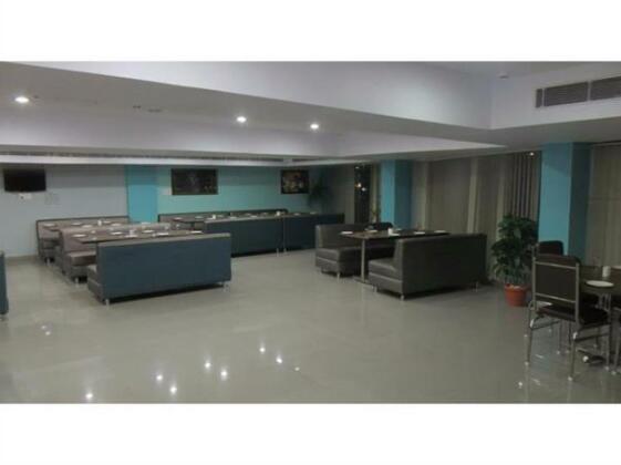 Vista Rooms at Vaishali Nagar - Photo2
