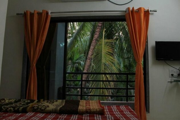 Crazy Coconut - A Backpacker Hostel - Photo5