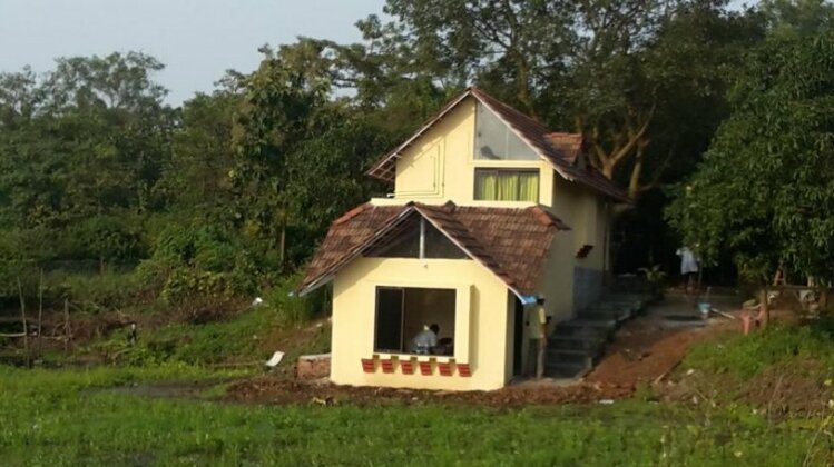 Sade Char Anandvan Alibag - Photo2