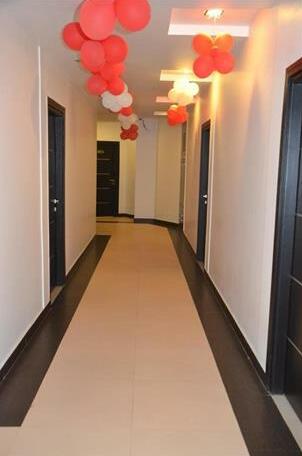 Hotel R R Inn - Photo3