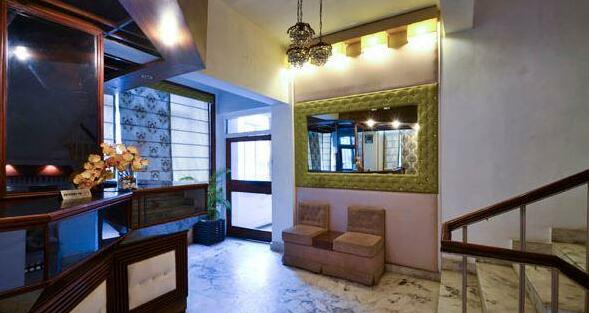 Hotel Samrat - Photo2