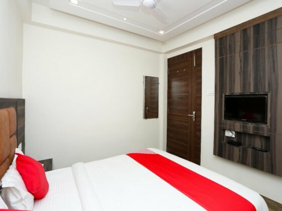 OYO 28614 Bless Inn - Photo3