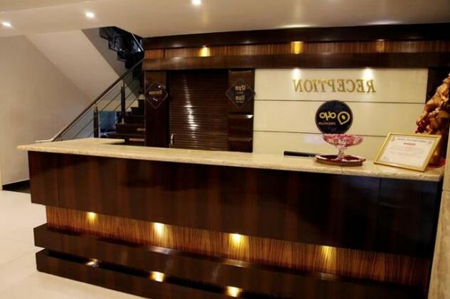 OYO Premium Purshottamdas Tandon Marg Allahabad