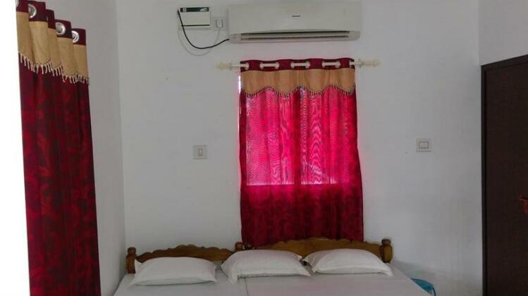 Blue Moon Beach Stay - Photo3