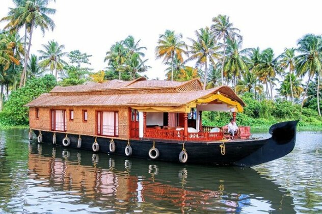 Coco Houseboats - Photo3