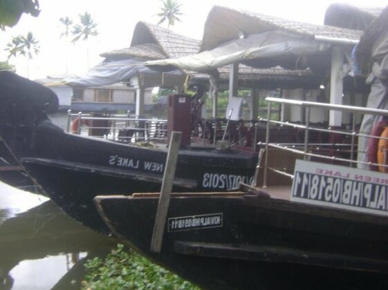 Godly Kerala Houseboat