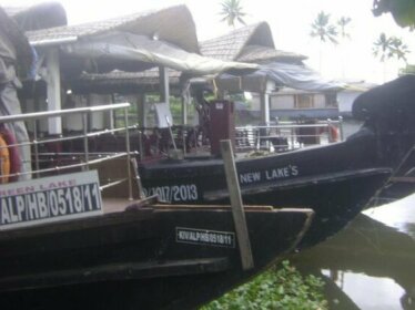 Godly Kerala Houseboat