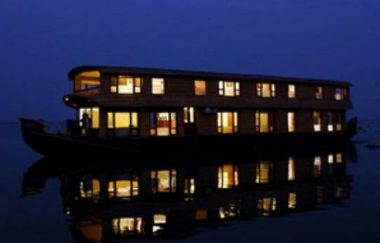 Grand Nirvana Jacuzzi Houseboat - Photo3