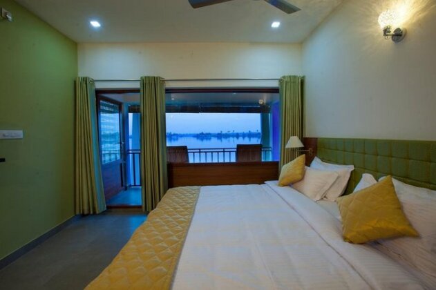 Mira's PMC Lakeshore Resort - Photo3