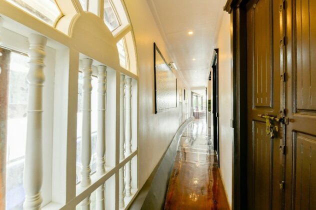 OYO 24726 Royal Rivers 3bhk Premium - Photo3