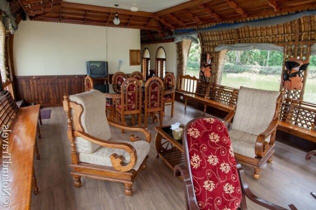 Pulickattil Houseboats - Photo3